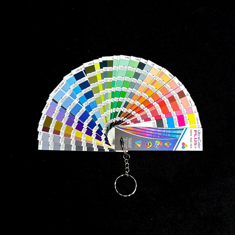 Pantonera Ultra Color Interiors con paleta de colores para decoración y diseño de interiores